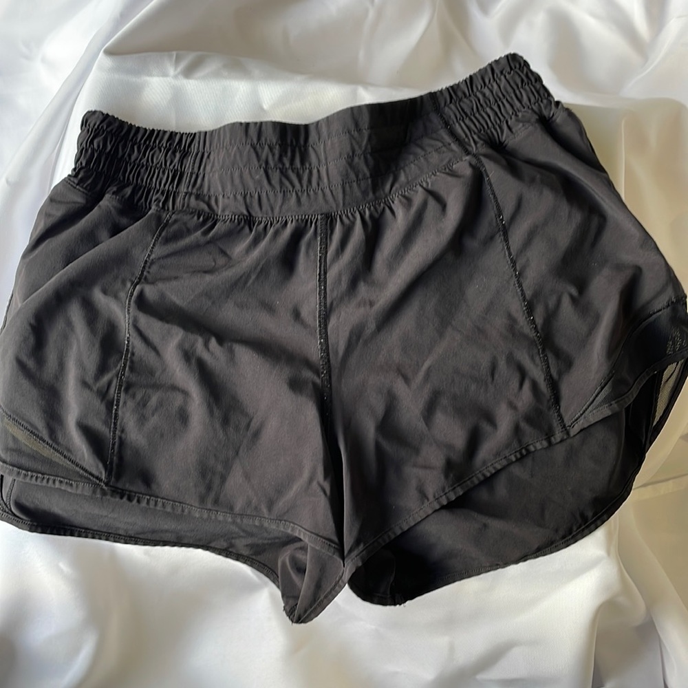 Lululemon Hi-Rise Hotty Hot Shorts-6